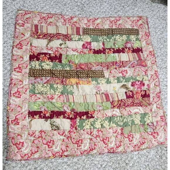 POTTERY BARN Red Floral Quilted Euro Pillow Sham Set of 2 Boho 26" x 26" Cotton - Picture 2 of 9